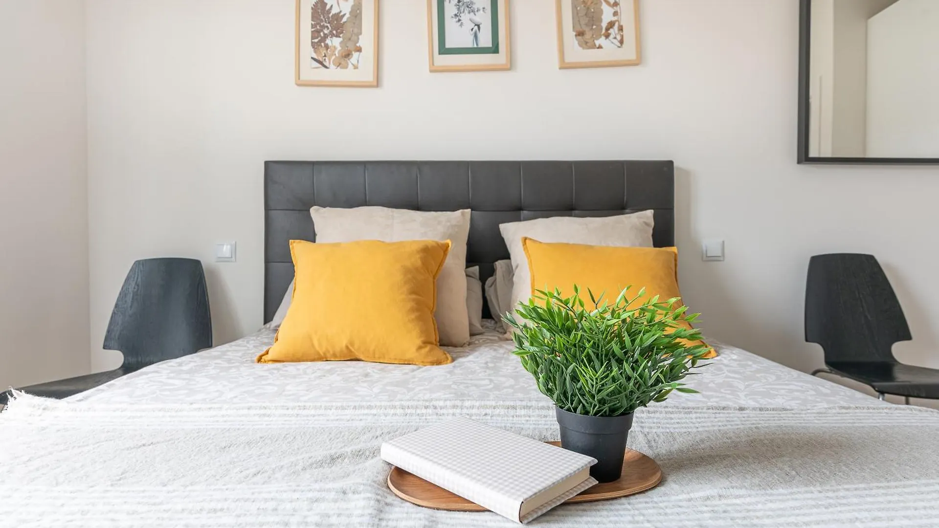 Santander Centro Apartment Spain